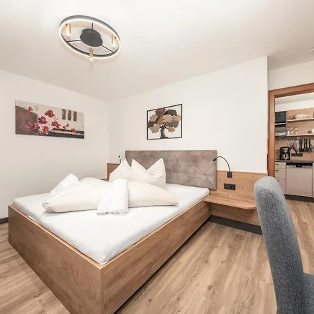 Haus Kofler Apartment Mayrhofen Exterior photo